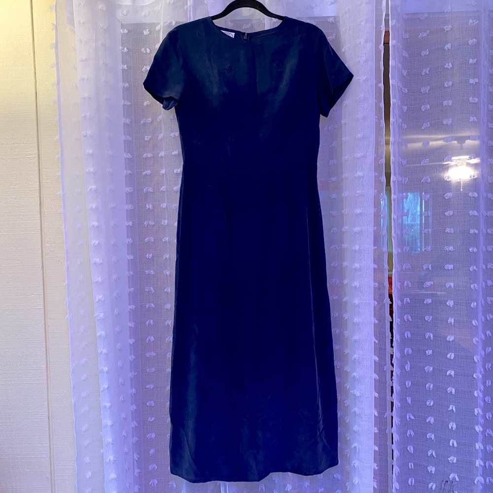 Vintage 100% silk dress. Navy